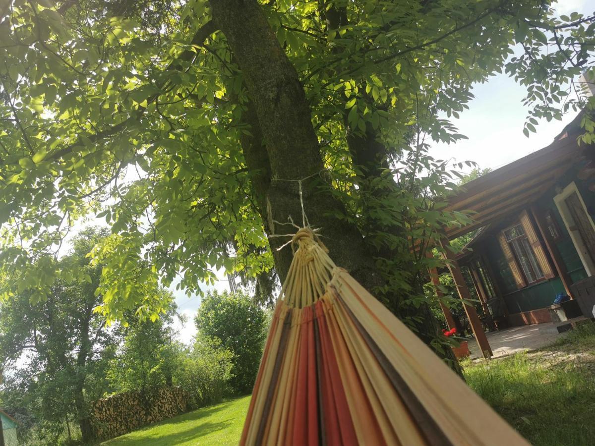 Kraina Bugu Villa Parosla Bagian luar foto